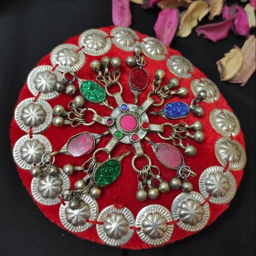 Red Ertugrul Inspired Hair Clip: Handmade Tribal Hair Pin - Picture 3 of 14